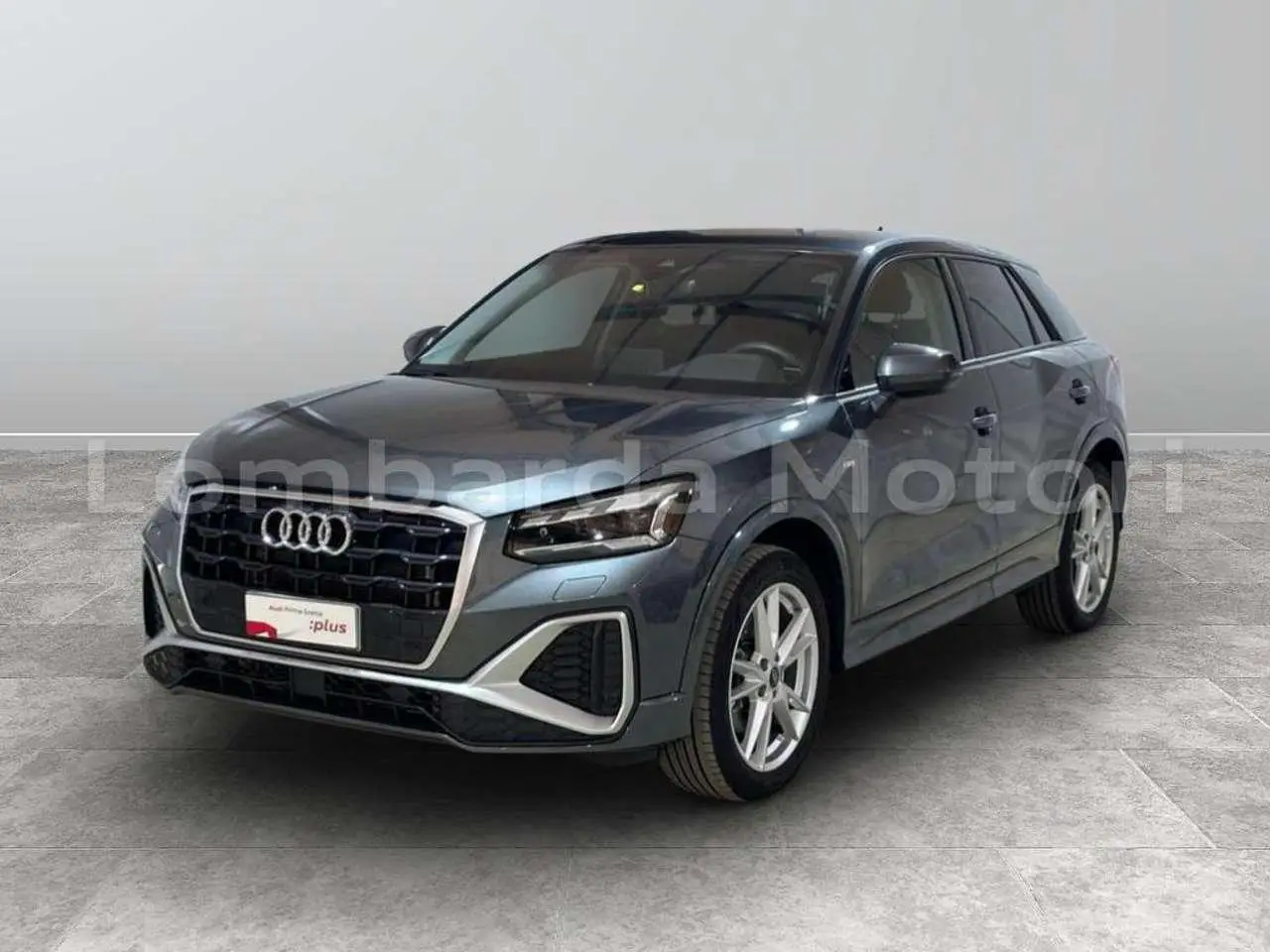 Photo 1 : Audi Q2 2024 Diesel