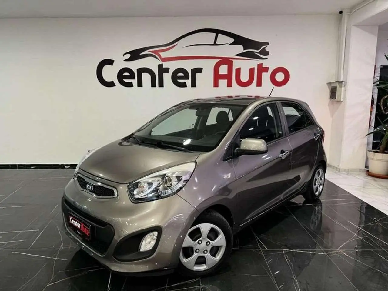 Photo 1 : Kia Picanto 2015 LPG