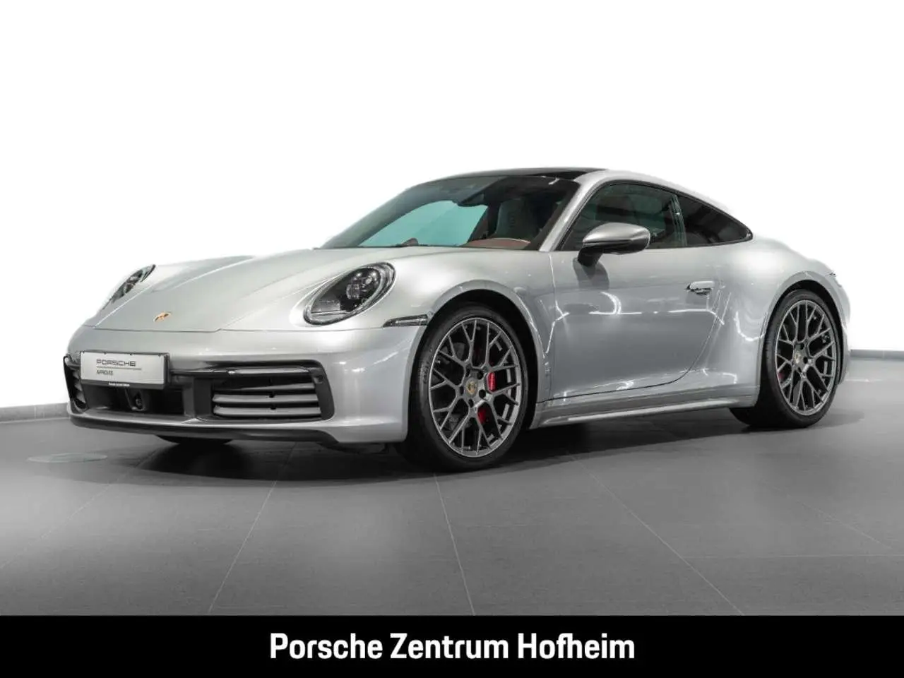 Photo 1 : Porsche 992 2019 Essence