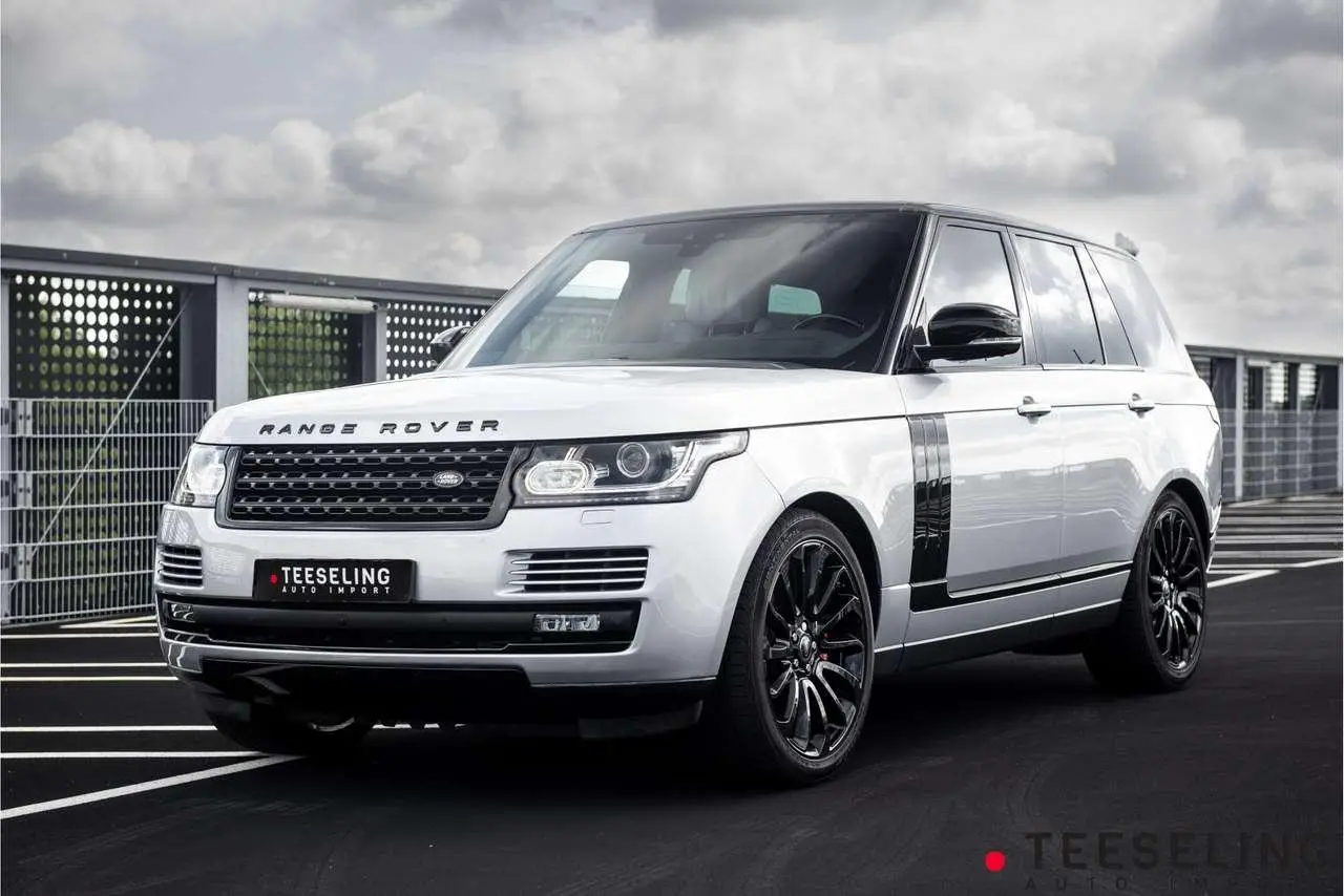 Photo 1 : Land Rover Range Rover 2017 Petrol