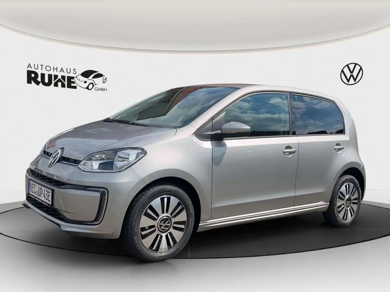 Photo 1 : Volkswagen Up! 2024 Electric