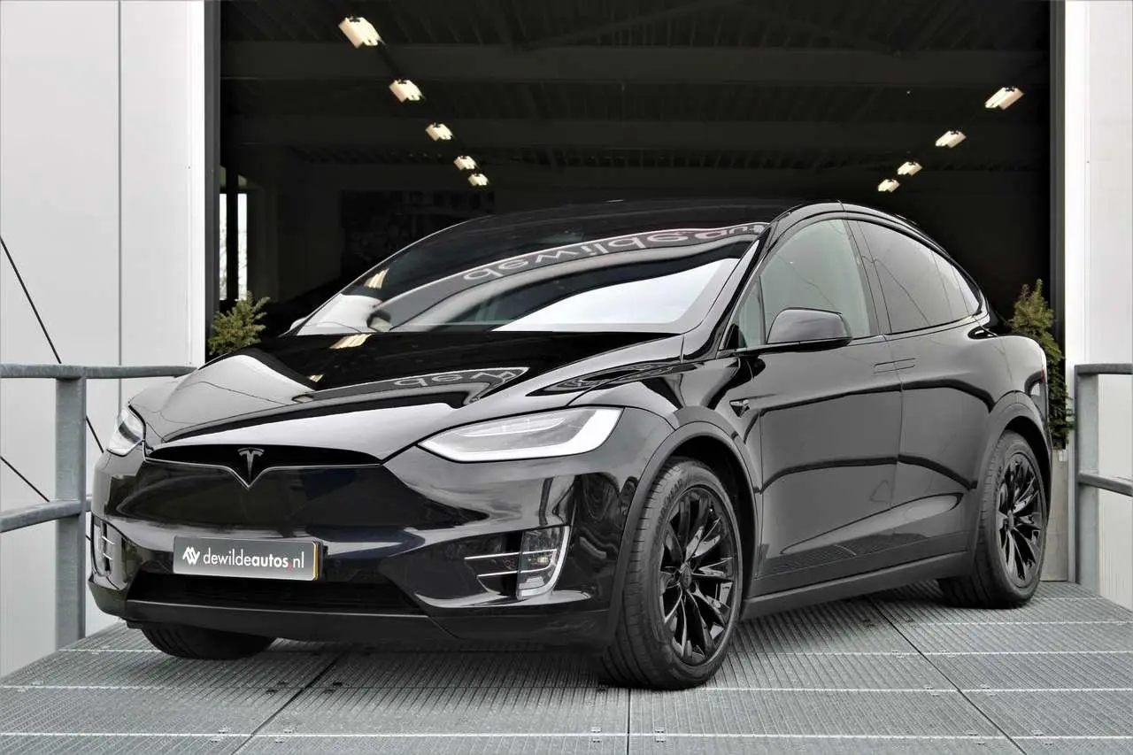 Photo 1 : Tesla Model X 2018 Électrique