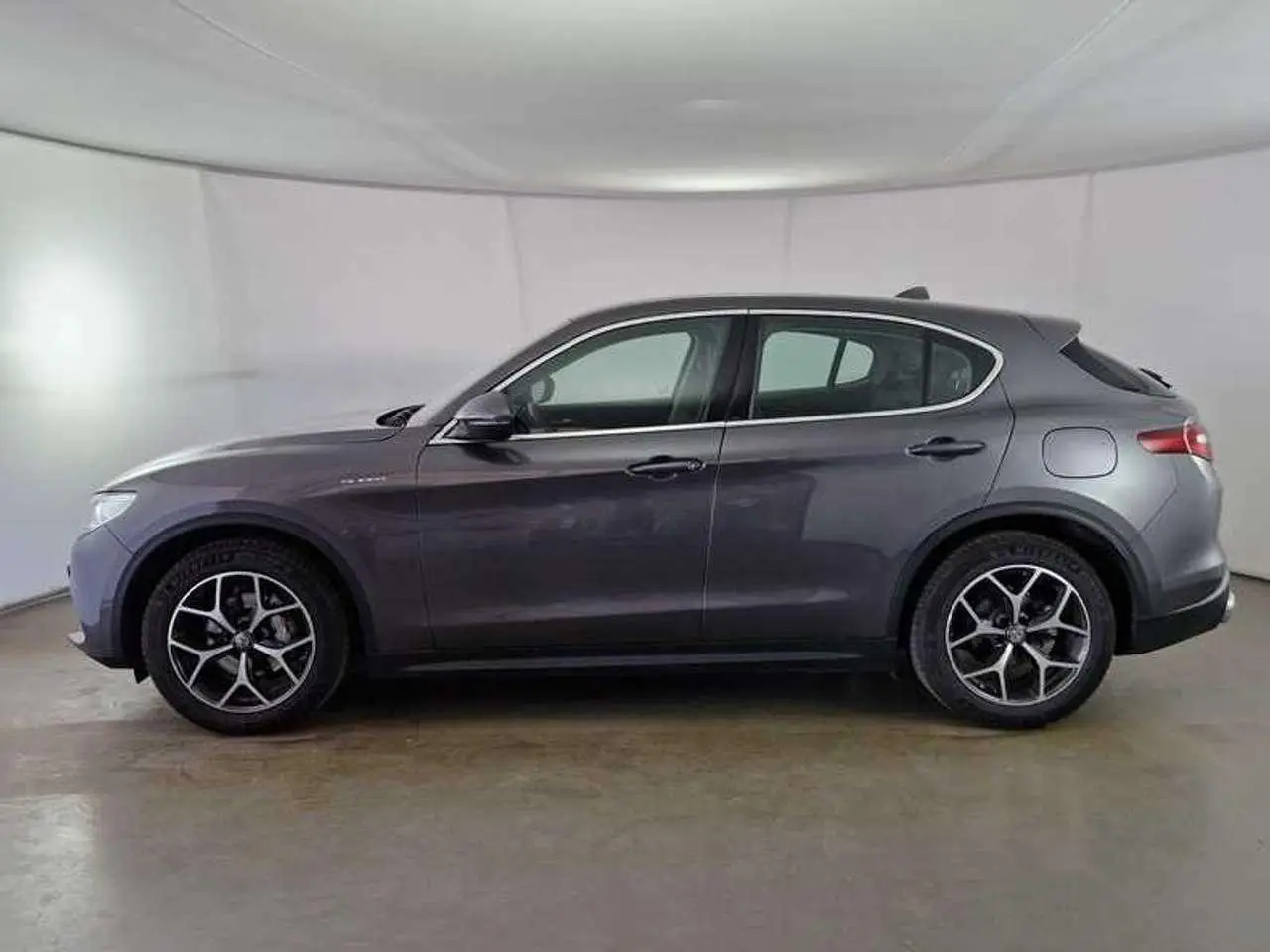 Photo 1 : Alfa Romeo Stelvio 2021 Diesel