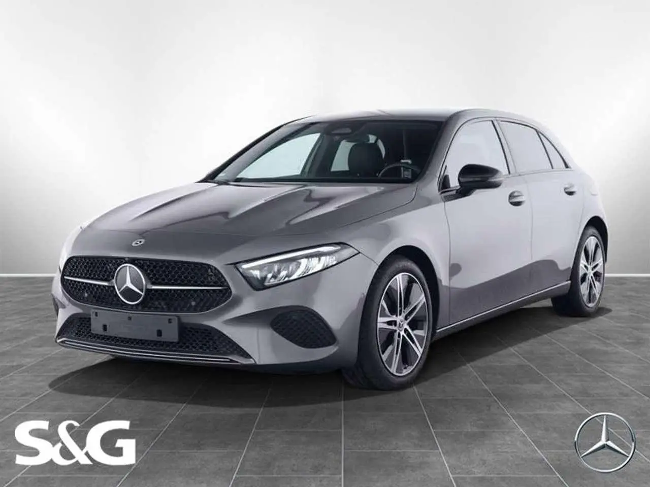 Photo 1 : Mercedes-benz Classe A 2023 Petrol