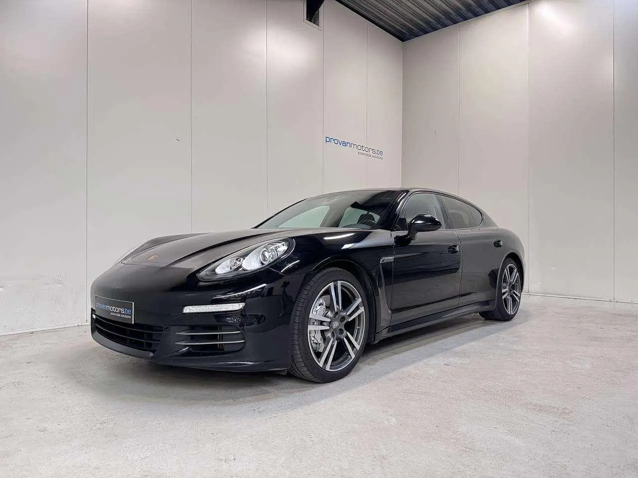 Photo 1 : Porsche Panamera 2014 Essence