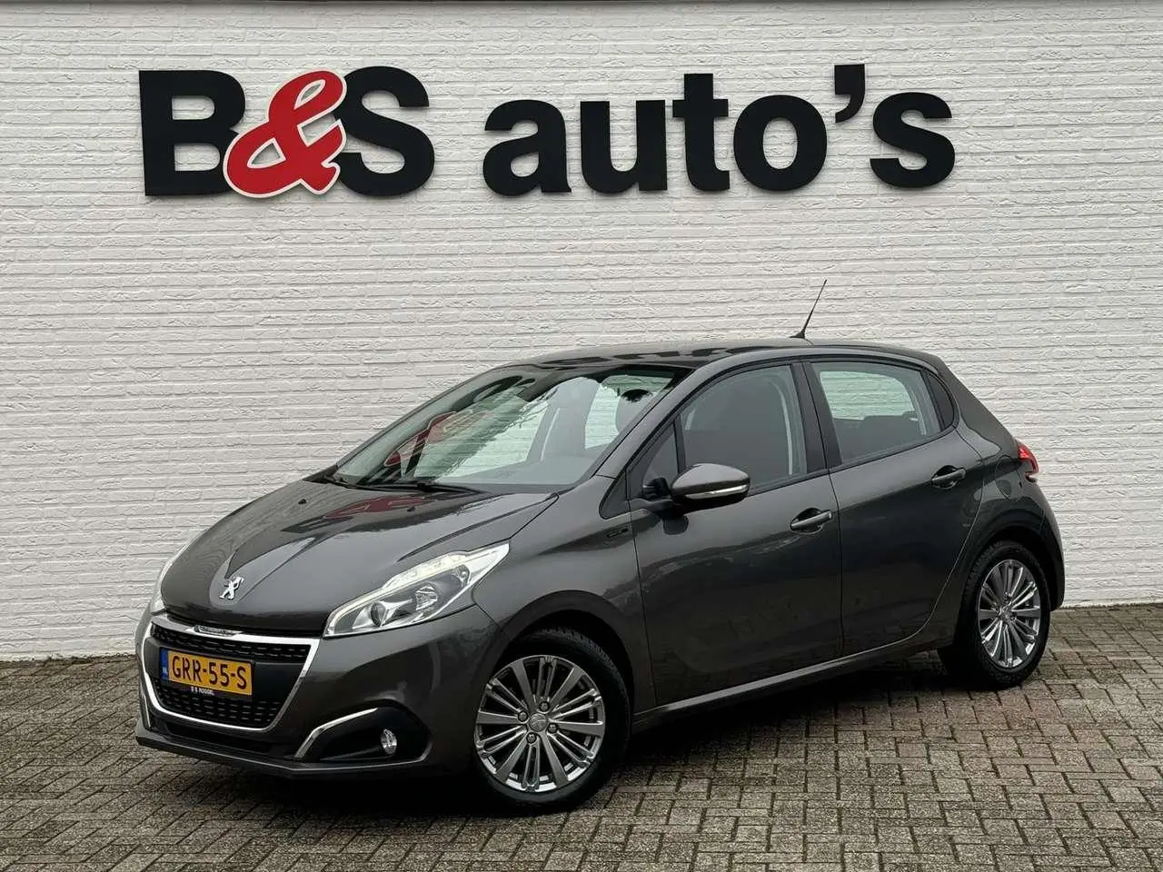 Photo 1 : Peugeot 208 2019 Petrol