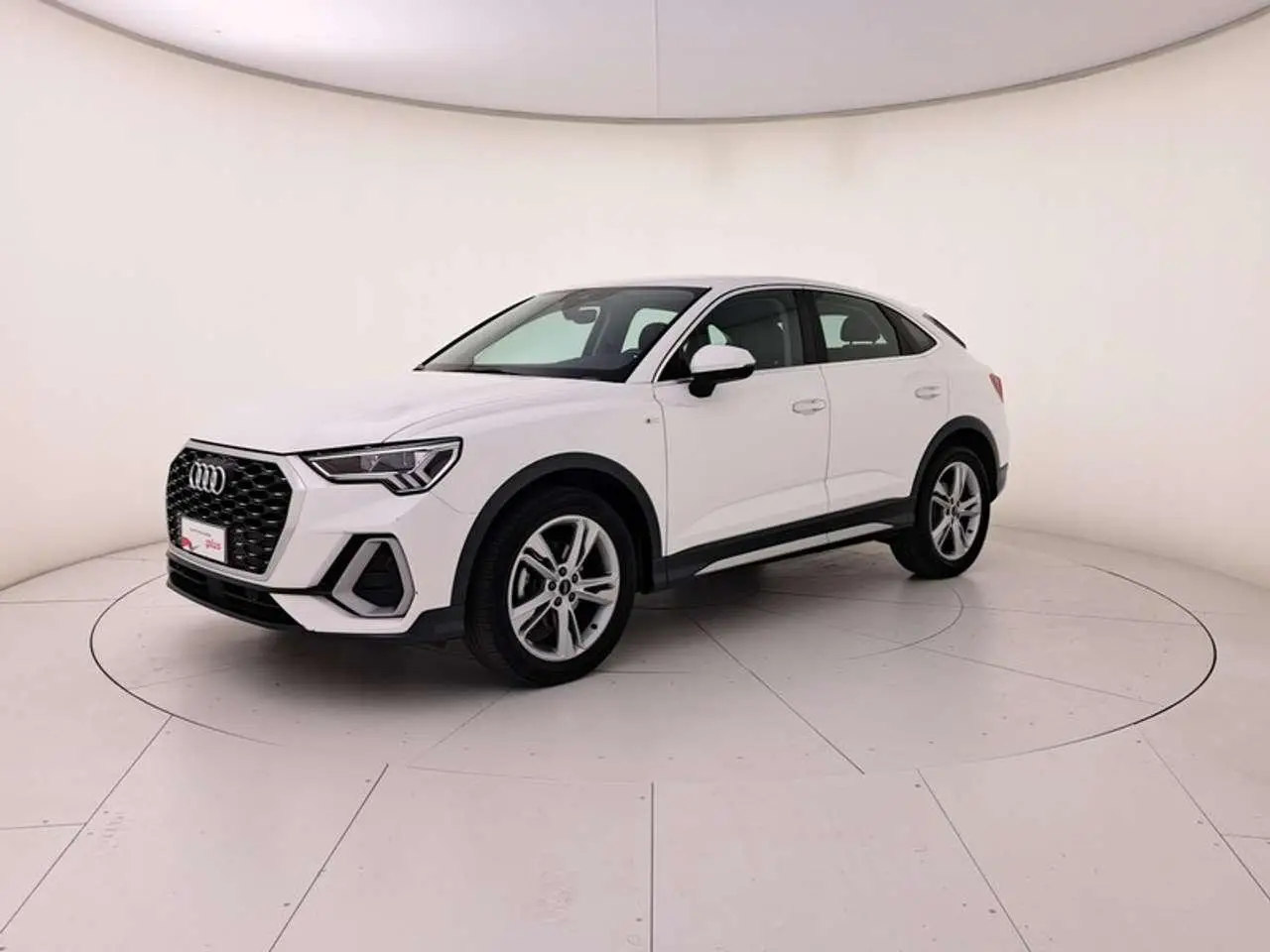 Photo 1 : Audi Q3 2021 Hybride