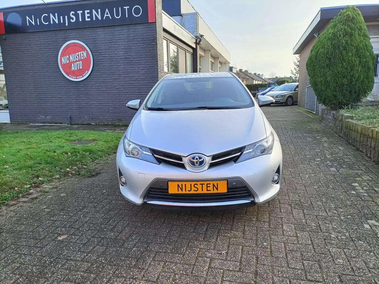 Photo 1 : Toyota Auris 2015 Hybrid