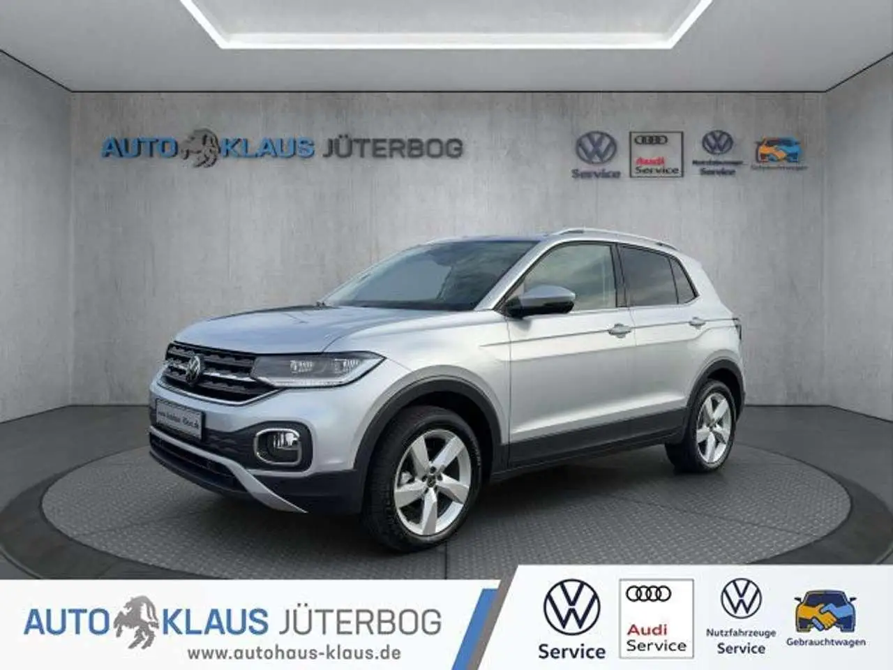 Photo 1 : Volkswagen T-cross 2024 Essence