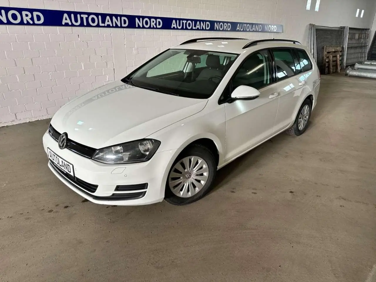 Photo 1 : Volkswagen Golf 2015 Petrol