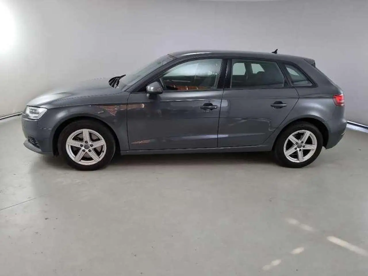 Photo 1 : Audi A3 2020 Diesel