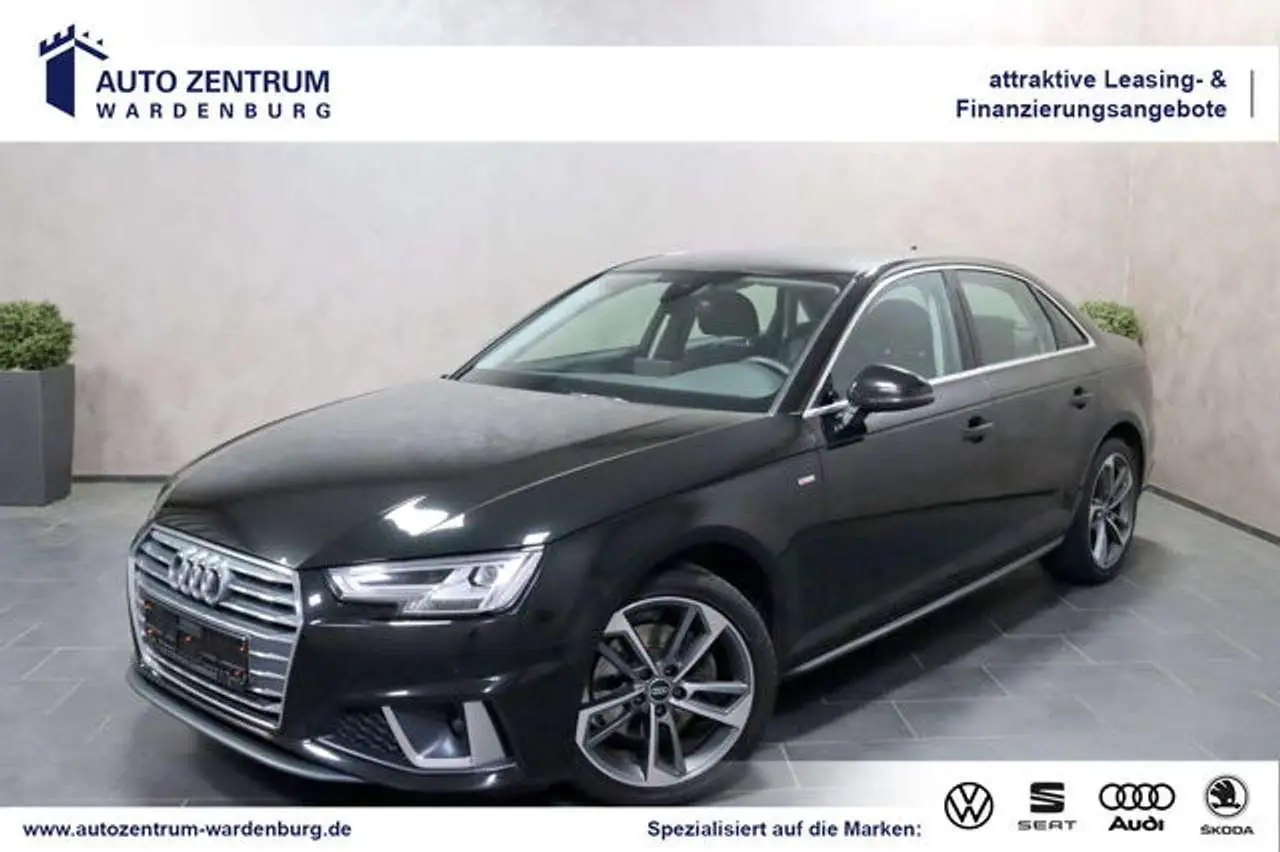 Photo 1 : Audi A4 2019 Petrol