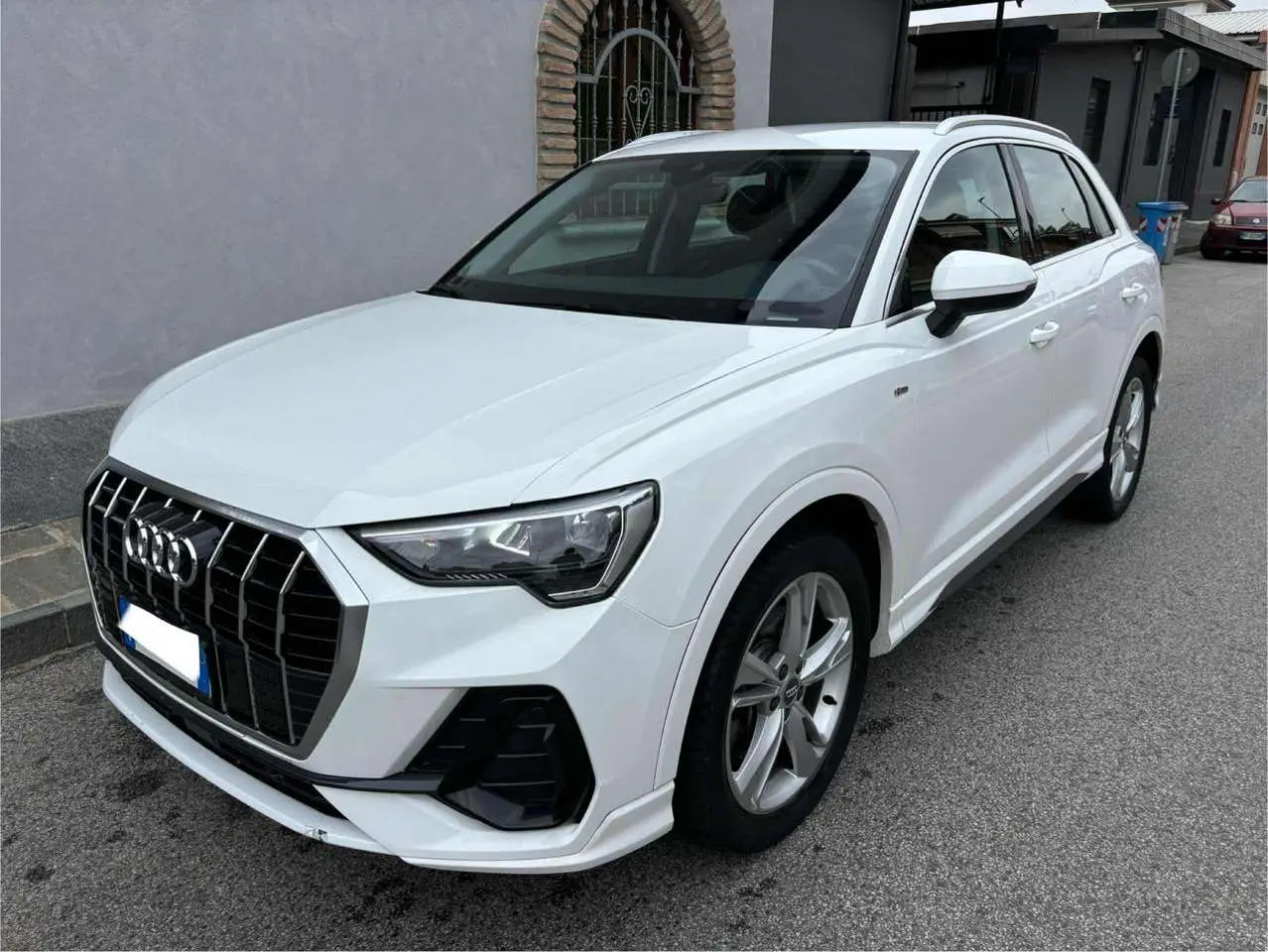 Photo 1 : Audi Q3 2019 Essence