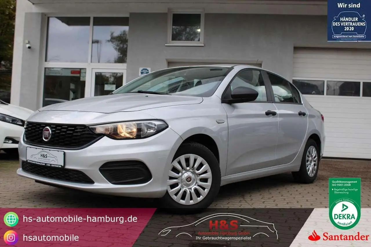 Photo 1 : Fiat Tipo 2019 Petrol