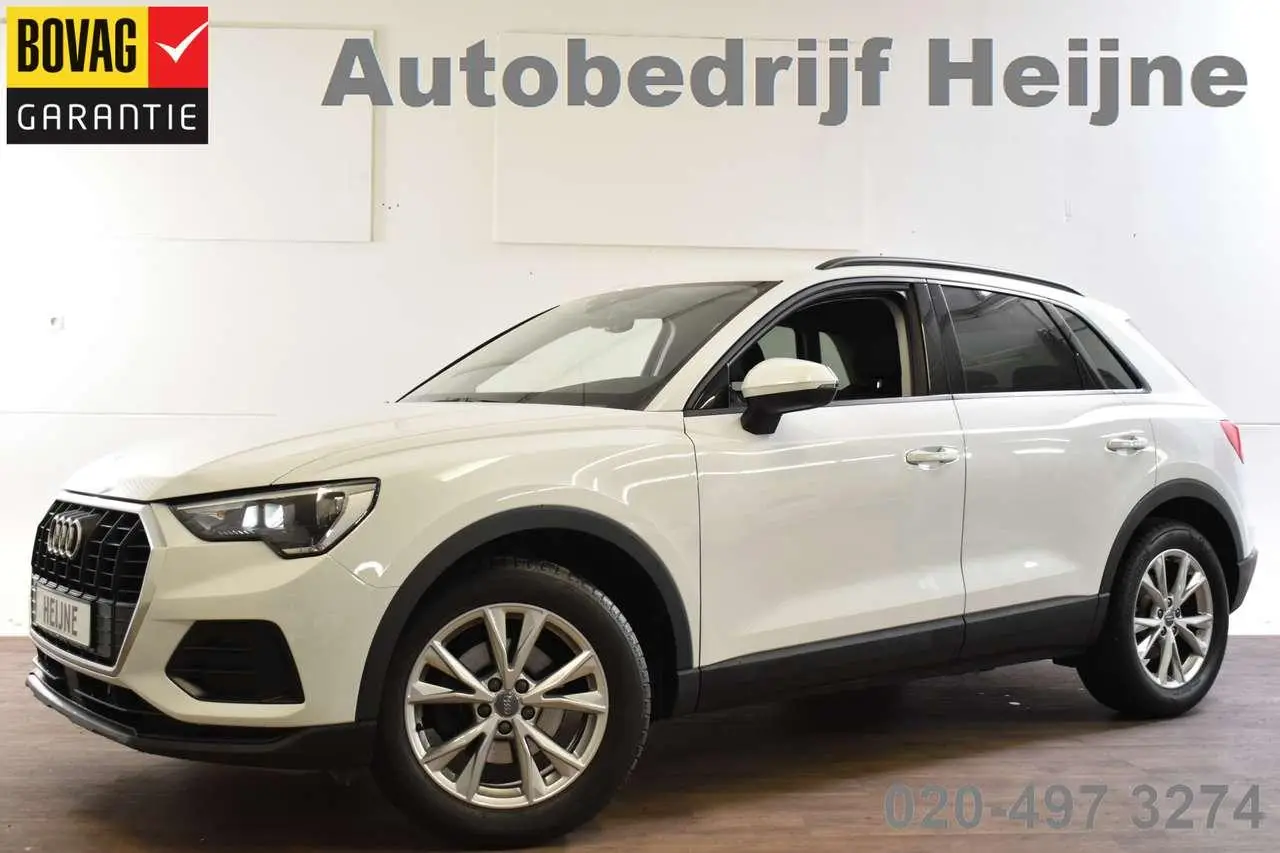 Photo 1 : Audi Q3 2019 Essence