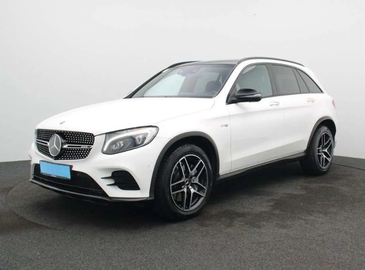 Photo 1 : Mercedes-benz Classe Glc 2018 Petrol