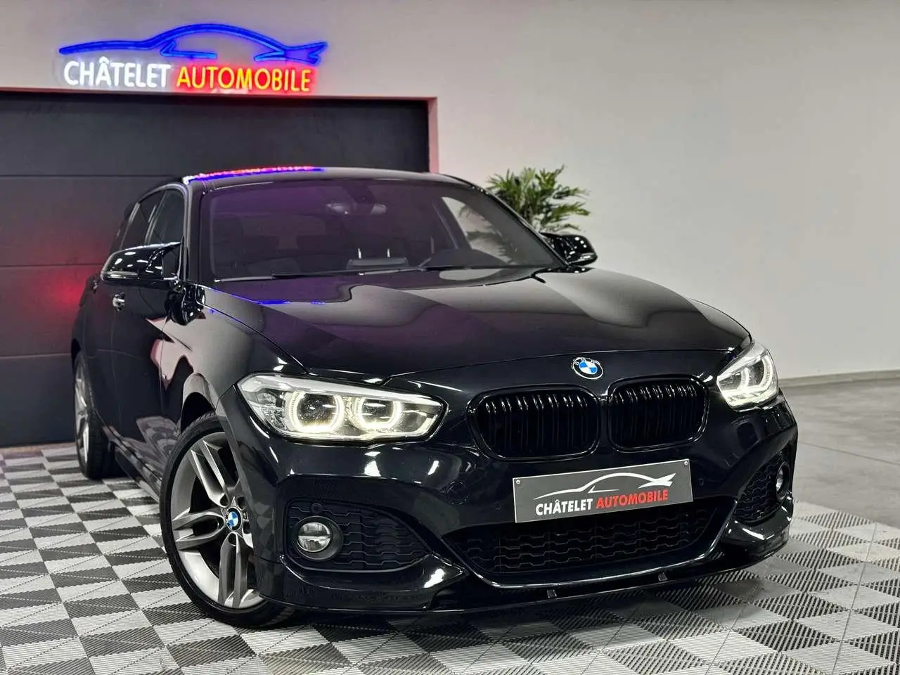 Photo 1 : Bmw Serie 1 2018 Essence