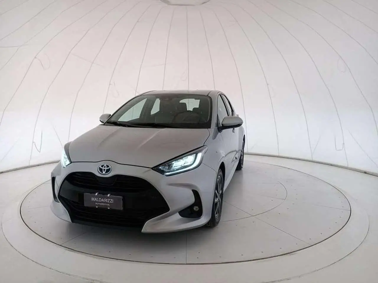 Photo 1 : Toyota Yaris 2023 Hybrid