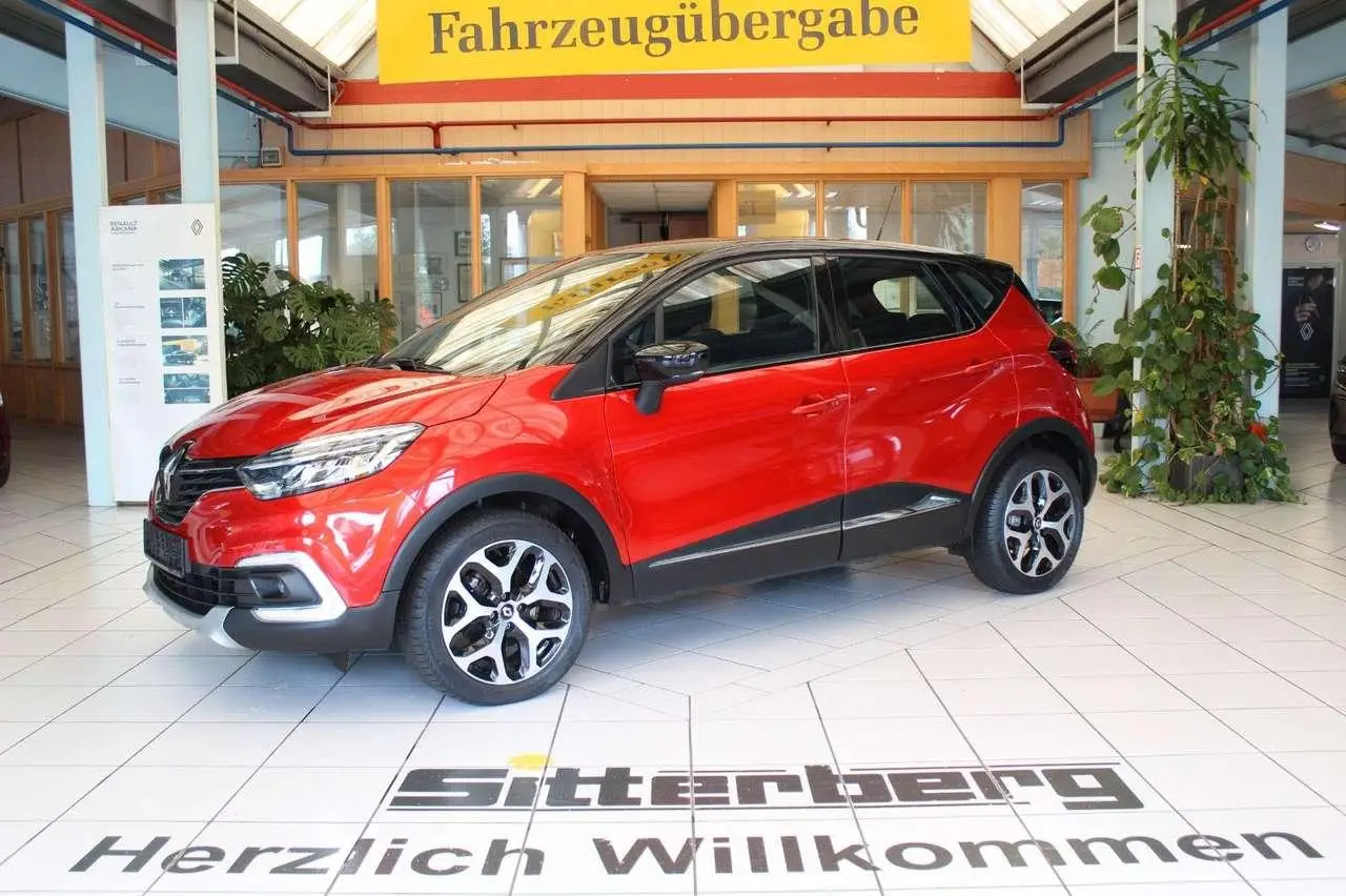 Photo 1 : Renault Captur 2019 Essence