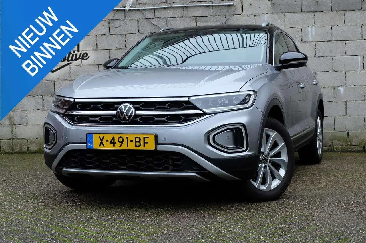 Photo 1 : Volkswagen T-roc 2022 Petrol