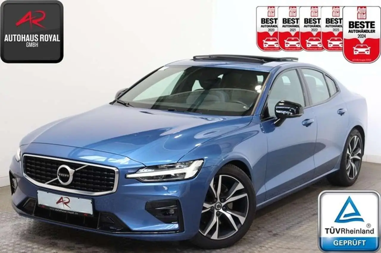 Photo 1 : Volvo S60 2020 Petrol