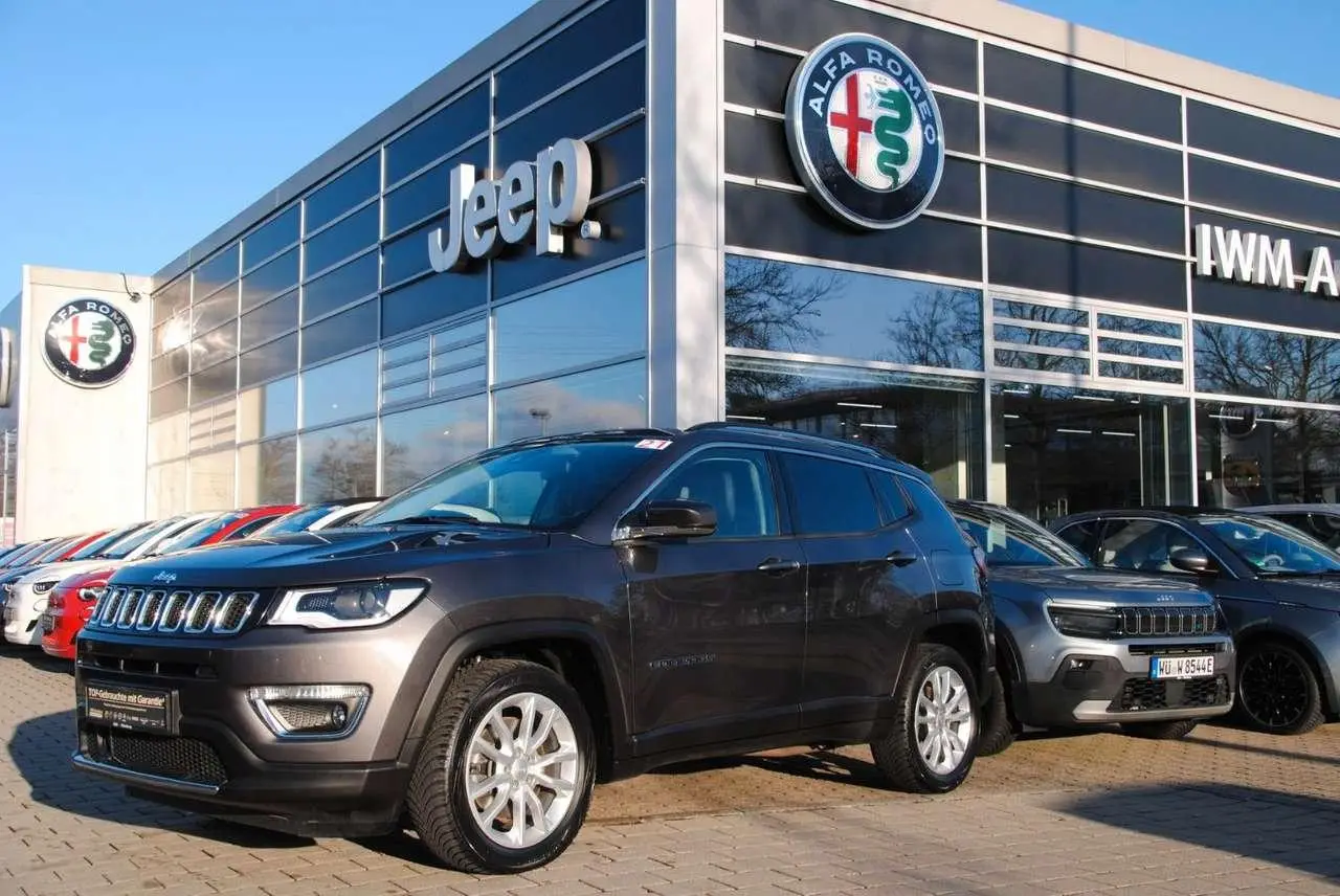 Photo 1 : Jeep Compass 2021 Hybride