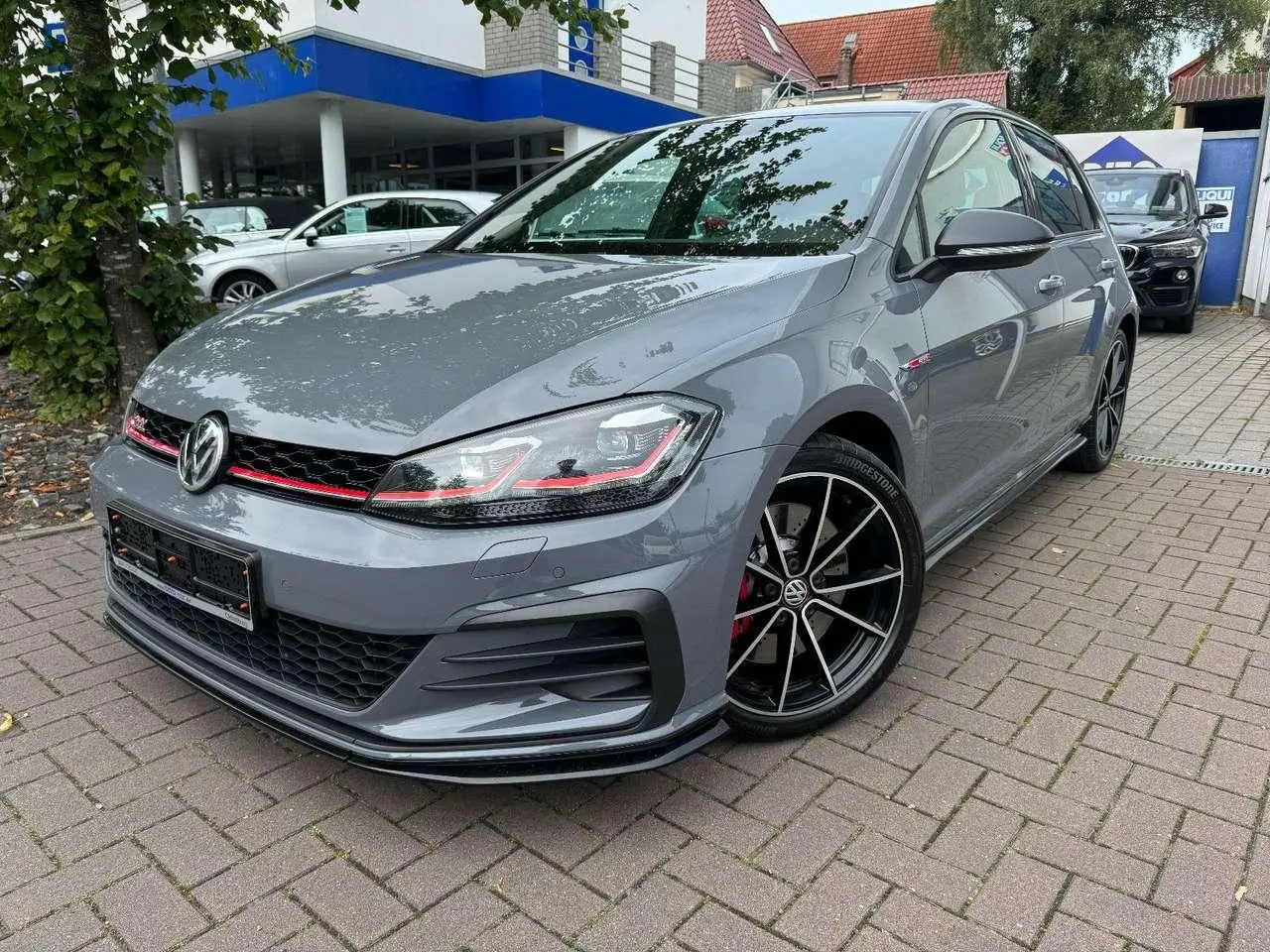 Photo 1 : Volkswagen Golf 2019 Essence