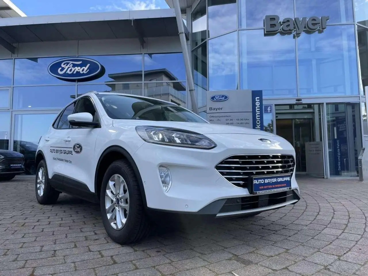 Photo 1 : Ford Kuga 2023 Essence