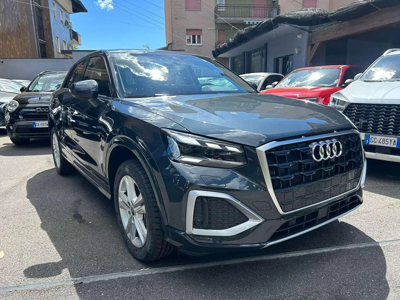 Photo 1 : Audi Q2 2024 Essence