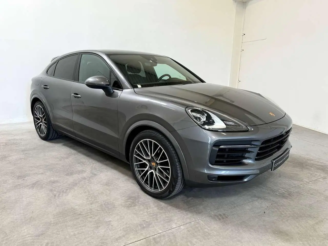 Photo 1 : Porsche Cayenne 2020 Essence