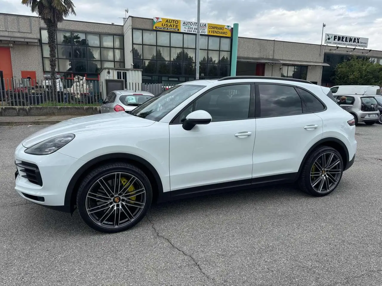 Photo 1 : Porsche Cayenne 2018 Essence