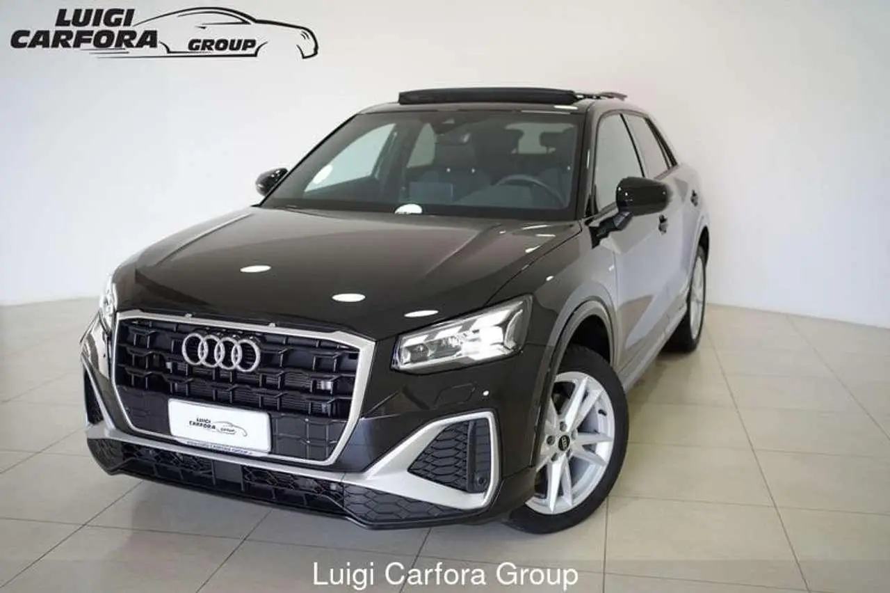 Photo 1 : Audi Q2 2023 Diesel