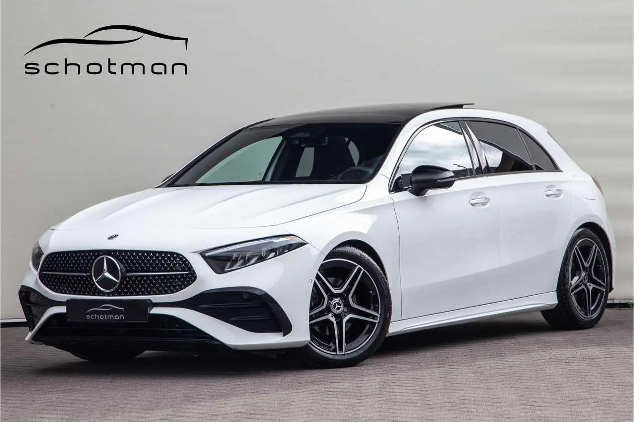 Photo 1 : Mercedes-benz Classe A 2023 Essence