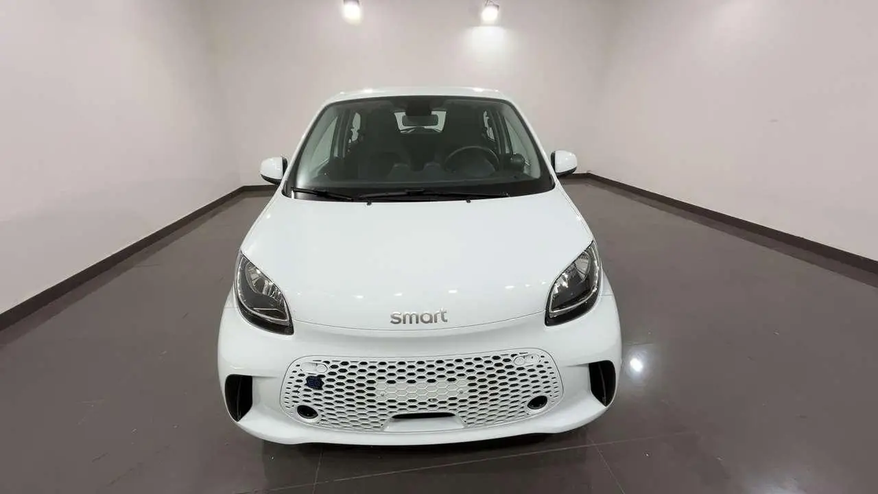 Photo 1 : Smart Forfour 2021 Électrique