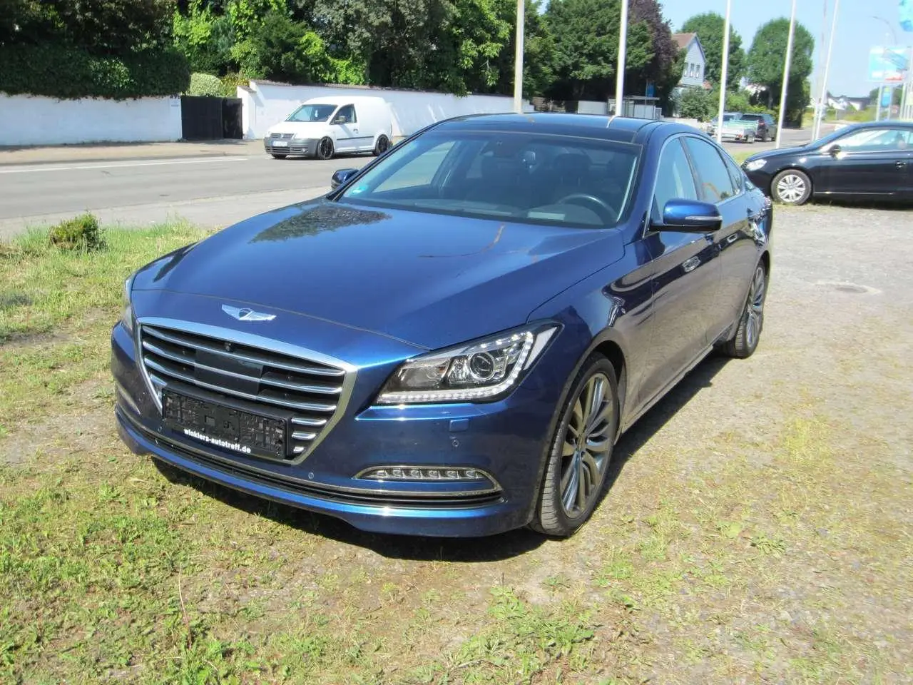 Photo 1 : Hyundai Genesis 2014 Petrol