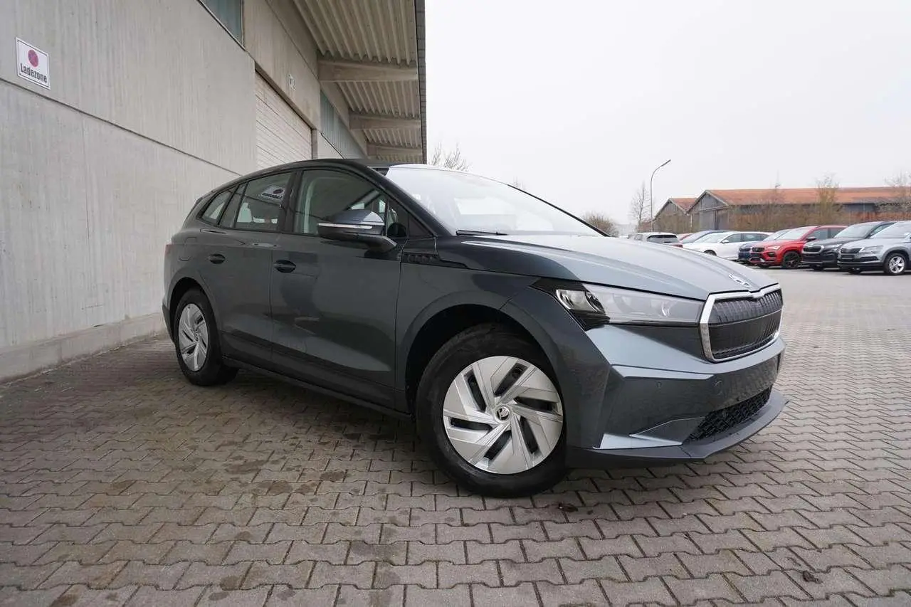 Photo 1 : Skoda Enyaq 2022 Electric