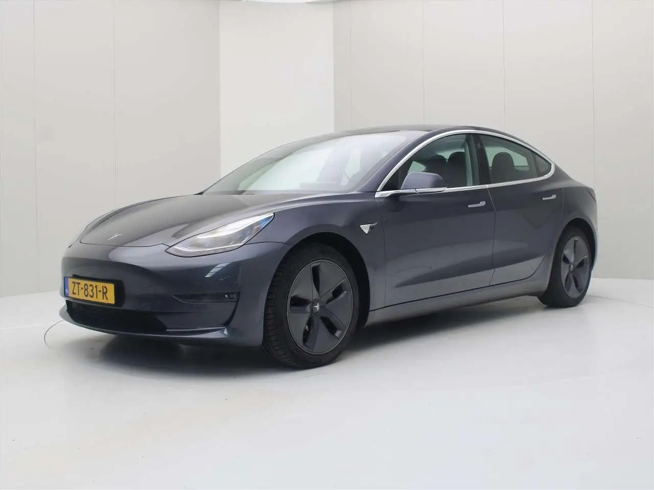 Photo 1 : Tesla Model 3 2019 Electric