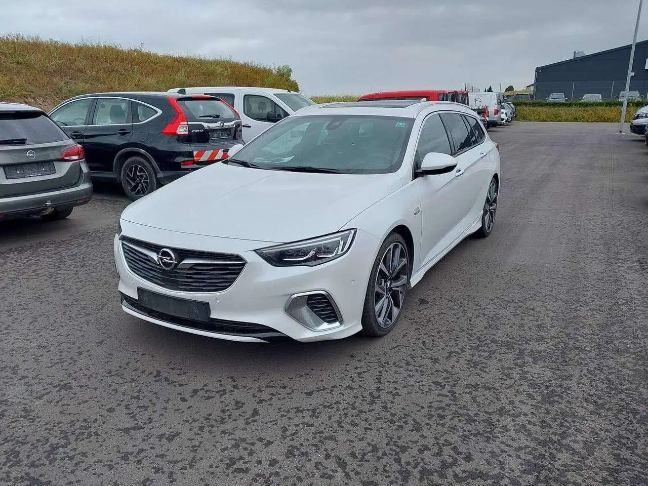 Photo 1 : Opel Insignia 2018 Essence