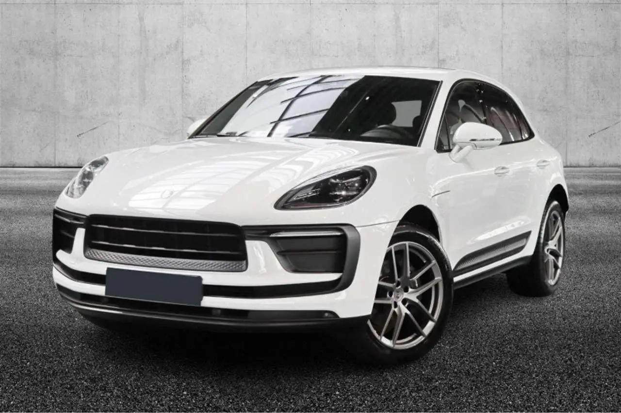 Photo 1 : Porsche Macan 2022 Essence