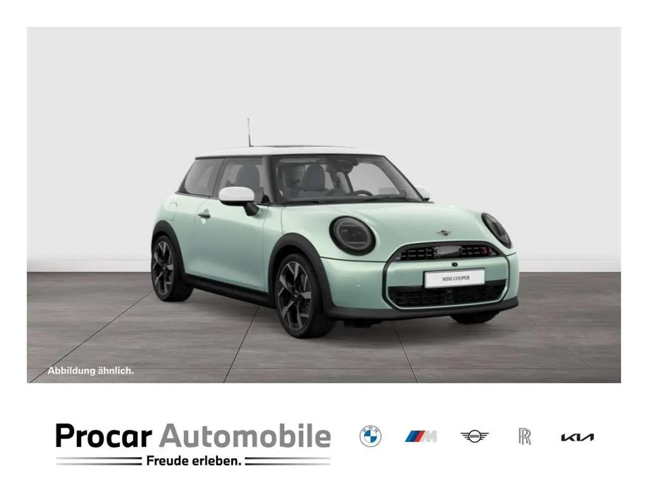 Photo 1 : Mini Cooper 2024 Petrol