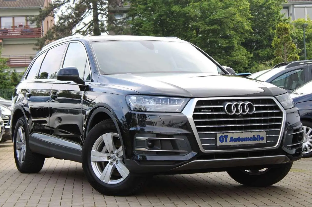 Photo 1 : Audi Q7 2019 Diesel