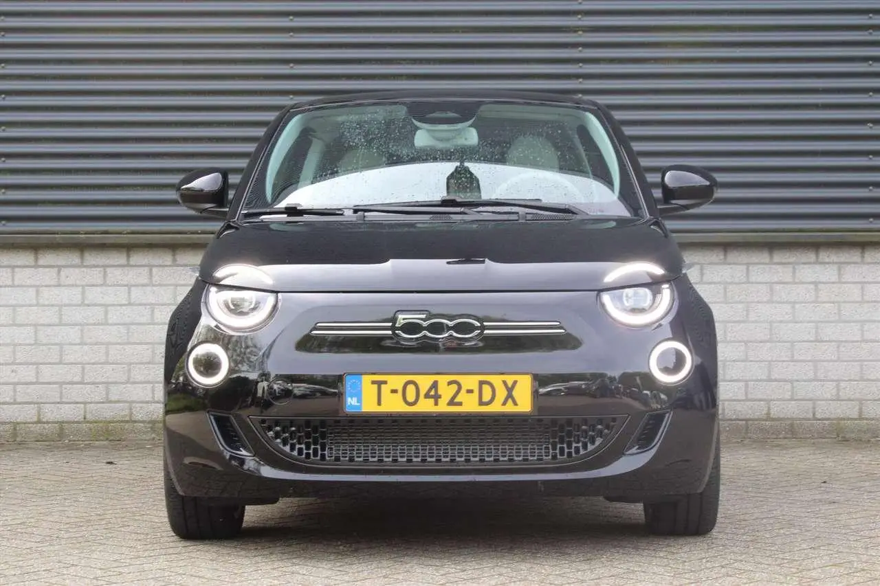 Photo 1 : Fiat 500 2023 Électrique