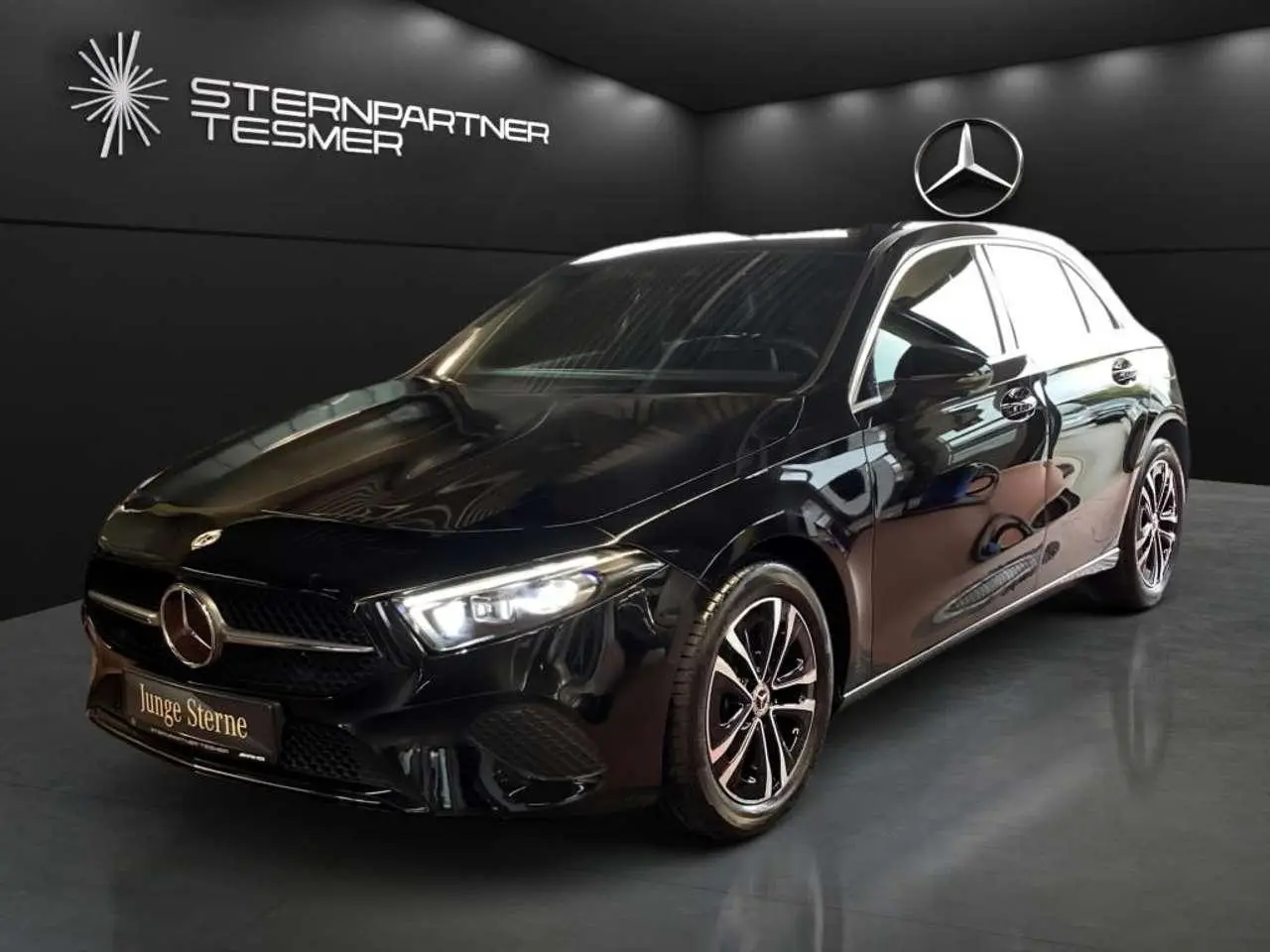 Photo 1 : Mercedes-benz Classe A 2023 Petrol