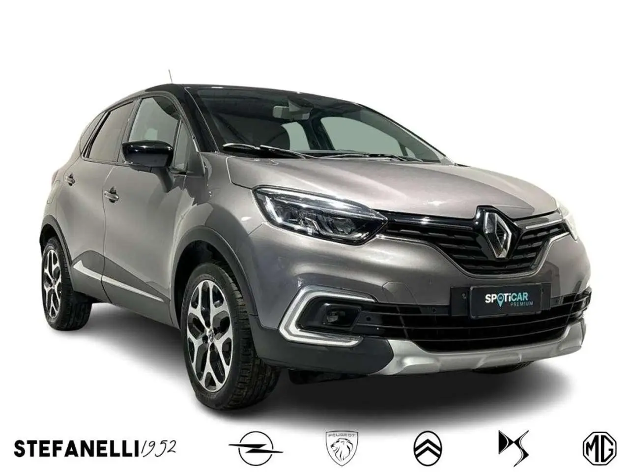 Photo 1 : Renault Captur 2017 Essence