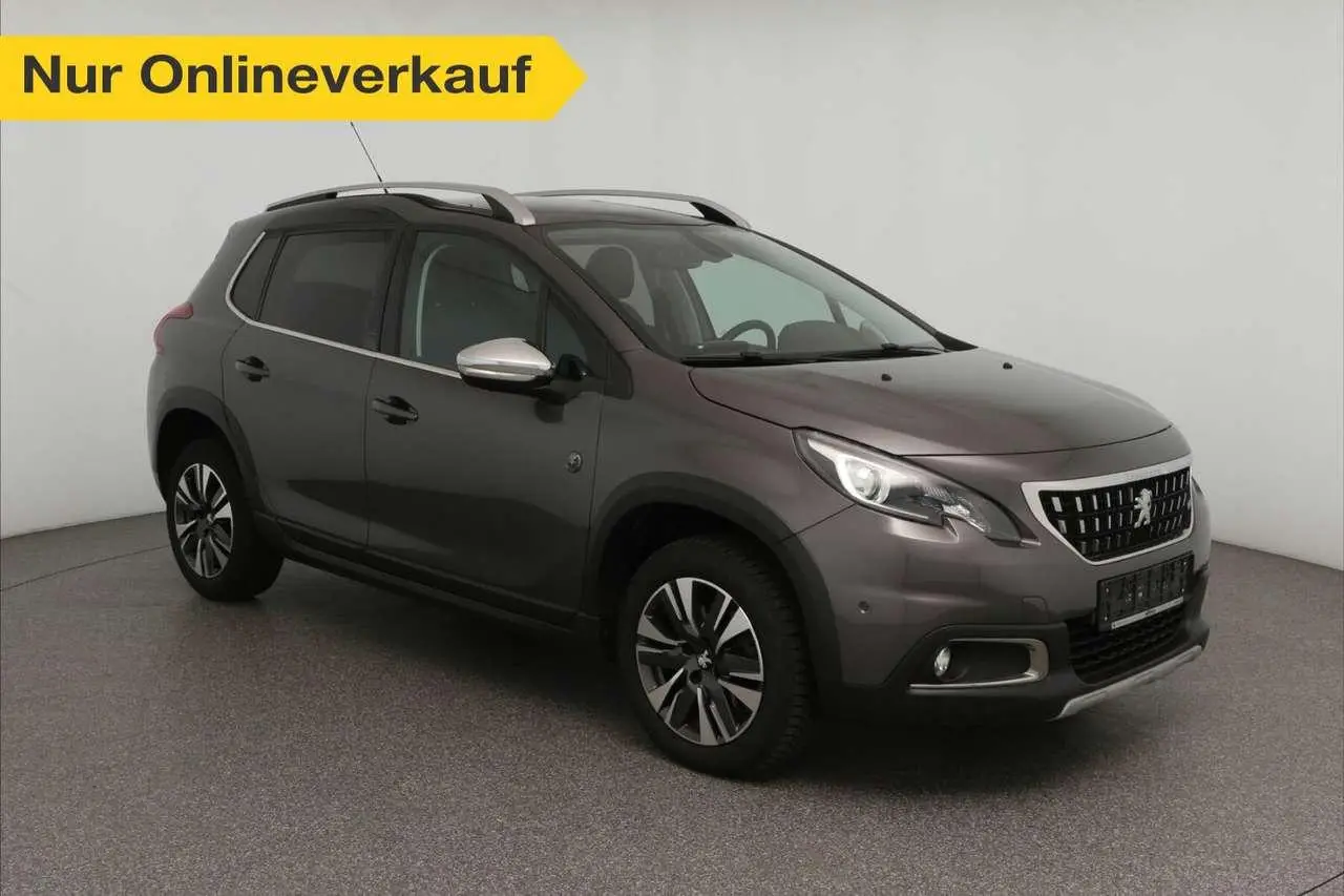 Photo 1 : Peugeot 2008 2018 Essence