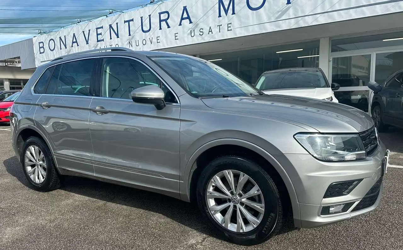 Photo 1 : Volkswagen Tiguan 2019 Diesel