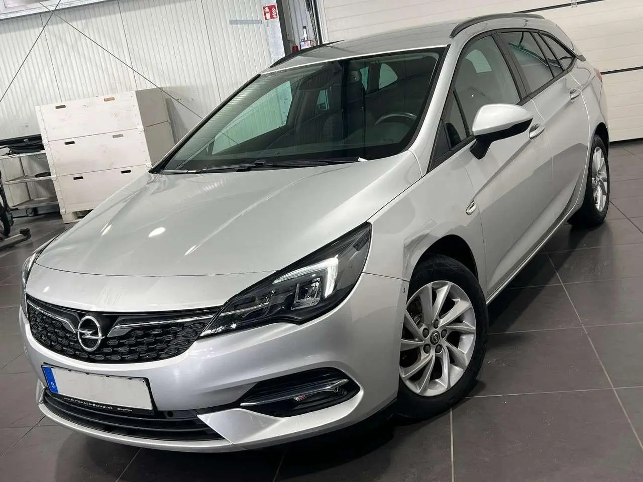 Photo 1 : Opel Astra 2020 Diesel