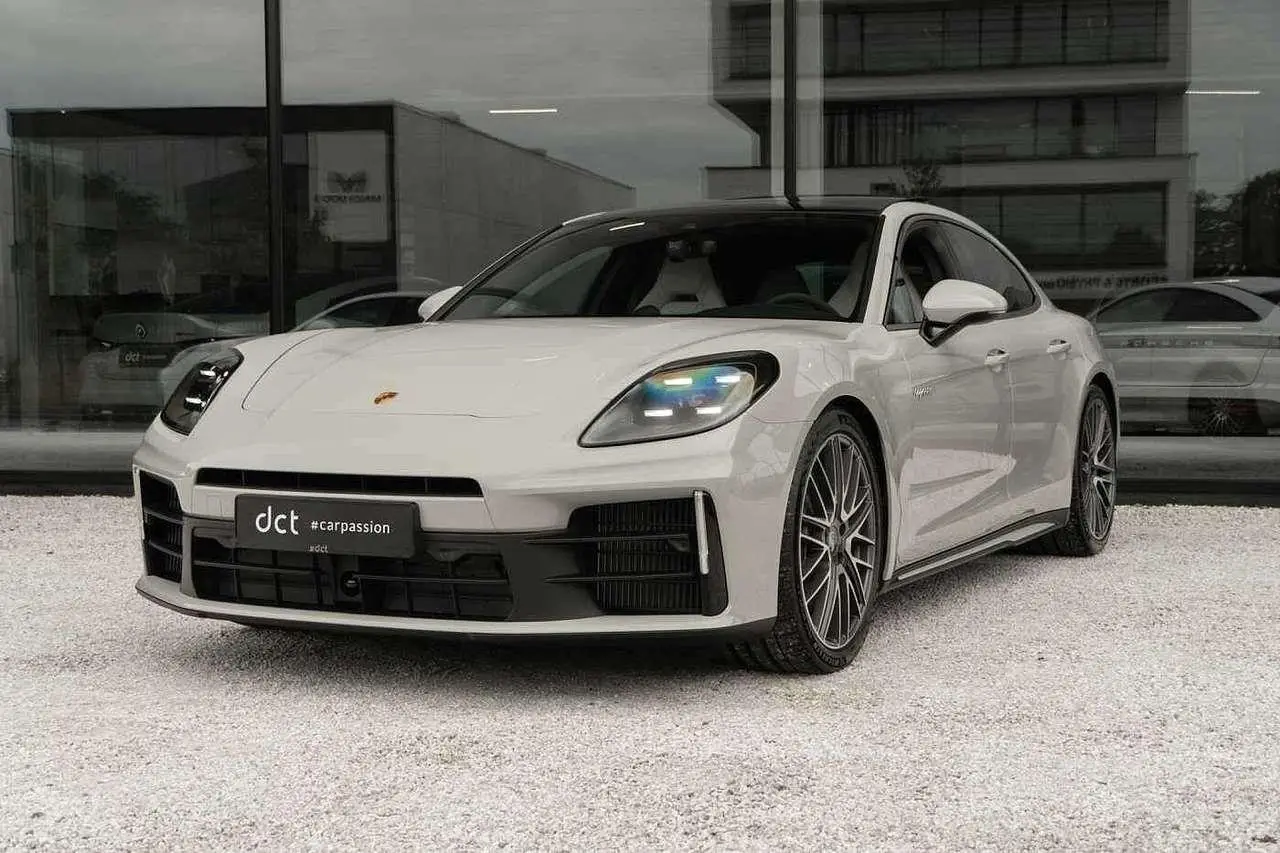 Photo 1 : Porsche Panamera 2024 Hybride