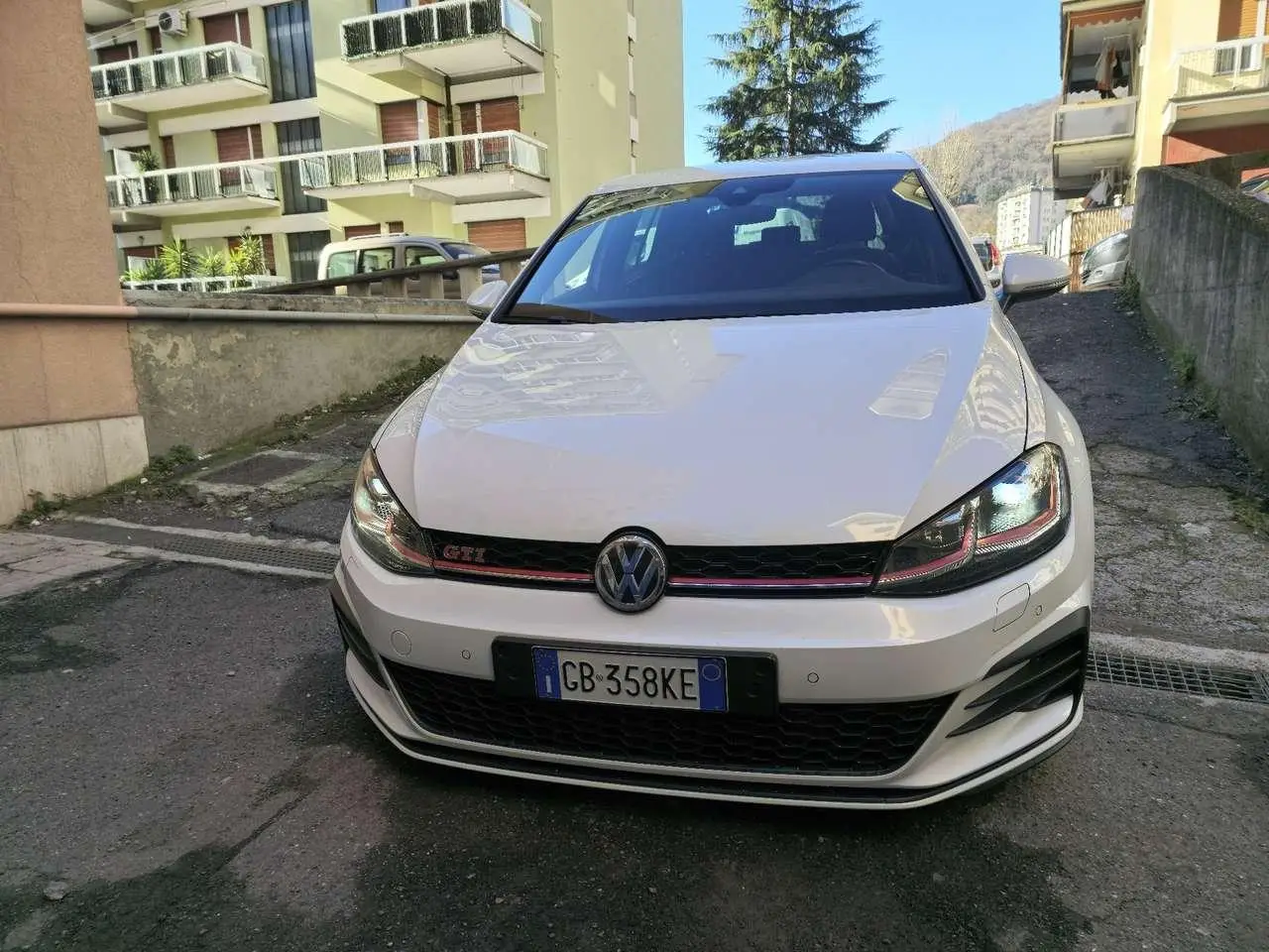 Photo 1 : Volkswagen Golf 2018 Essence