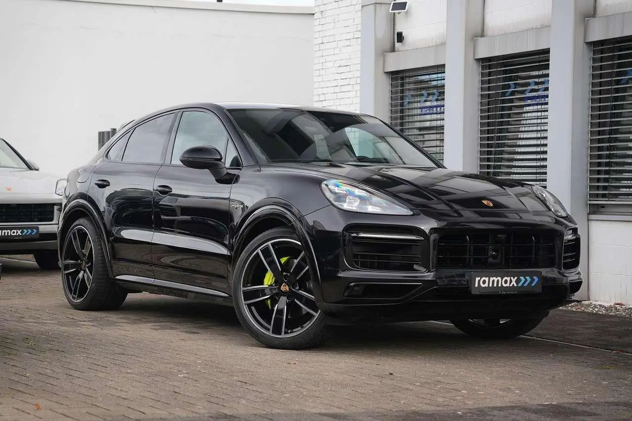 Photo 1 : Porsche Cayenne 2021 Hybride